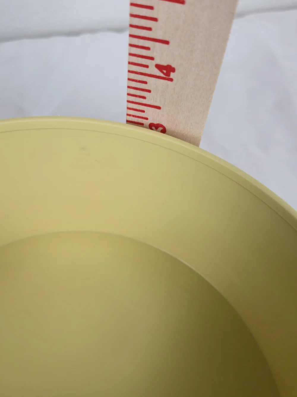 Vintage Tupperware Starburst Canister (1204-2) - Harvest Yellow